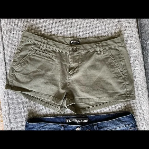 Express shorts size 4 - Picture 3 of 3